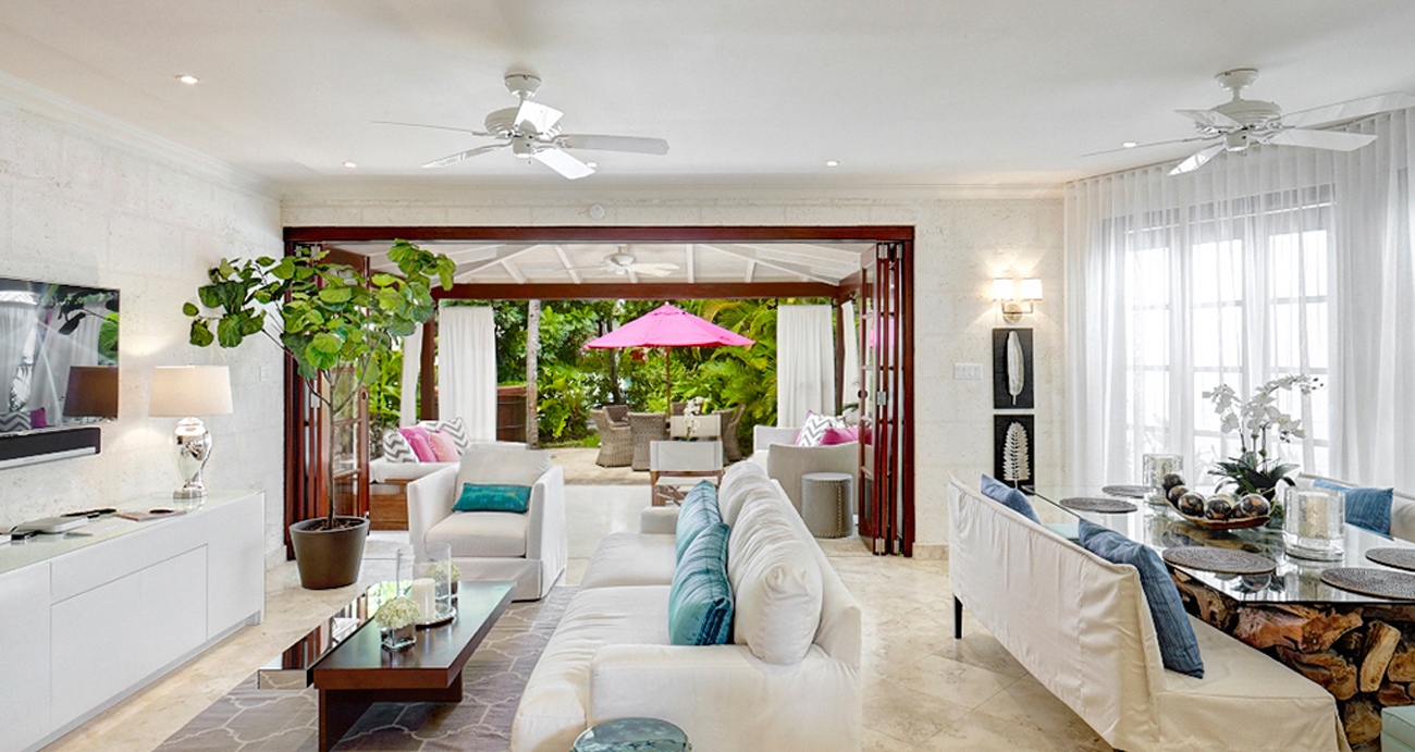 Claridges 6 - Outstanding Living Room